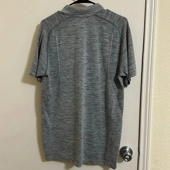 EUC Lululemon Gray Button Up Polo - Picture 3 of 4